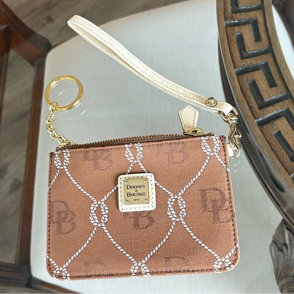 🤎🤎DOONEY & BOURKE ROPE LIGHT BROWN & CREAM WRISTLET!🤎🤎 - Picture 1 of 4
